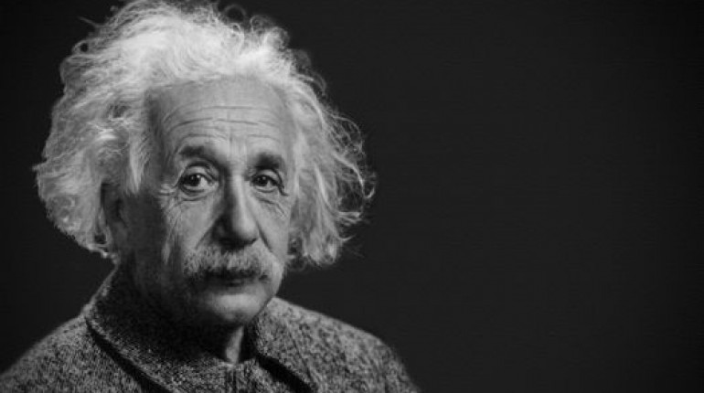 El artículo científico que le rechazaron a Albert Einstein